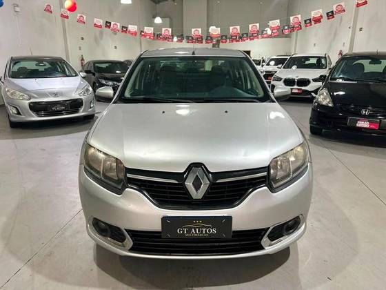 RENAULT LOGAN 1.6 EXPRESSION 8V FLEX 4P AUTOMATIZADO RENAULT LOGAN 1.6 EXPRESSION 8V FLEX 4P AUTOMATIZADO